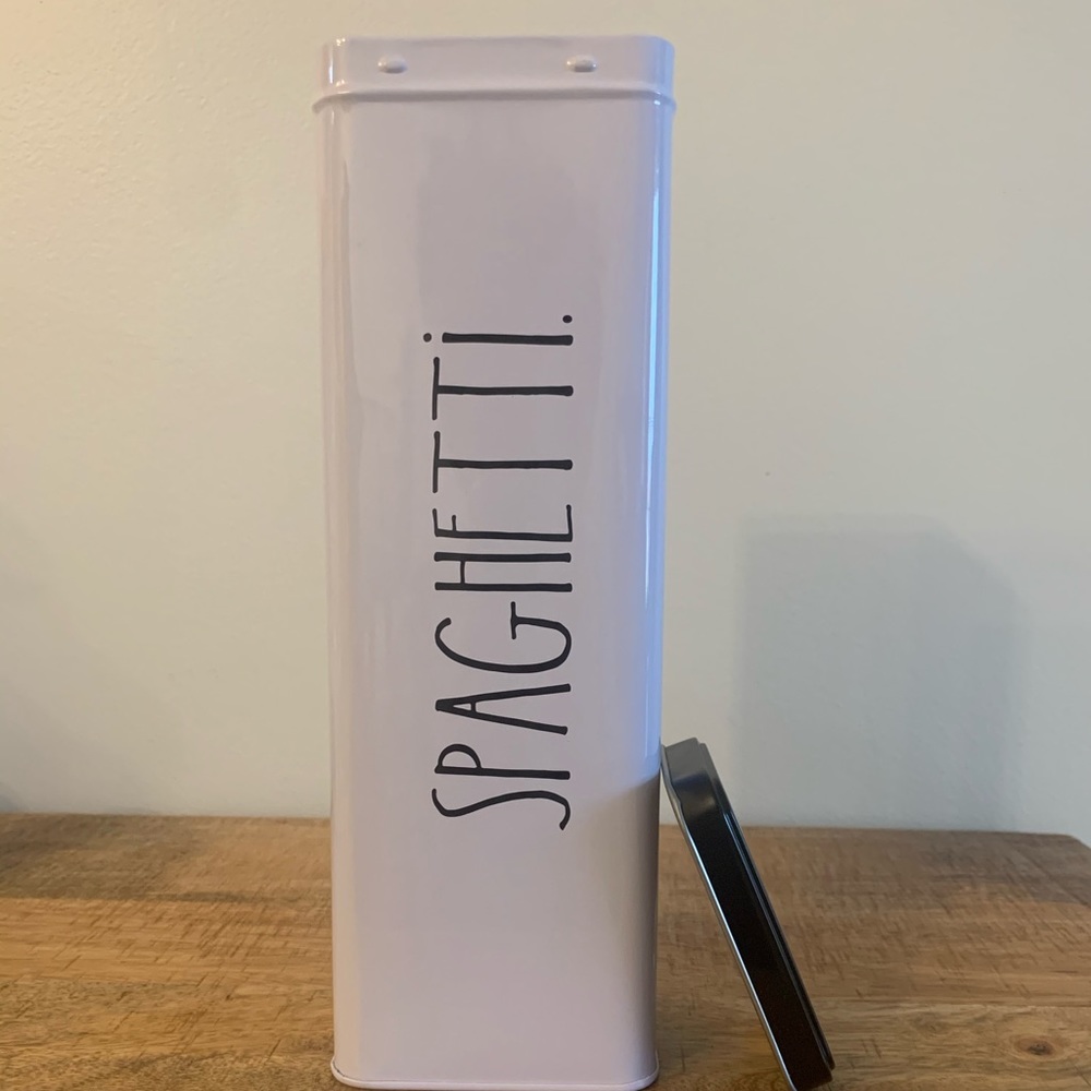 SOLD ON Ⓜ️!! Rae Dunn Spaghetti Tin